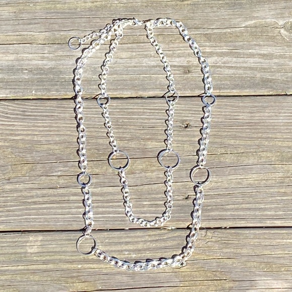 Chain link double strand shiny silver tone necklace - Picture 2 of 9